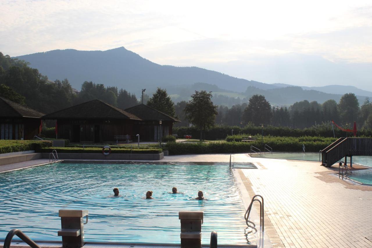 Wander und Aktiv Hotel Rösslwirt Lam Exteriör bild
