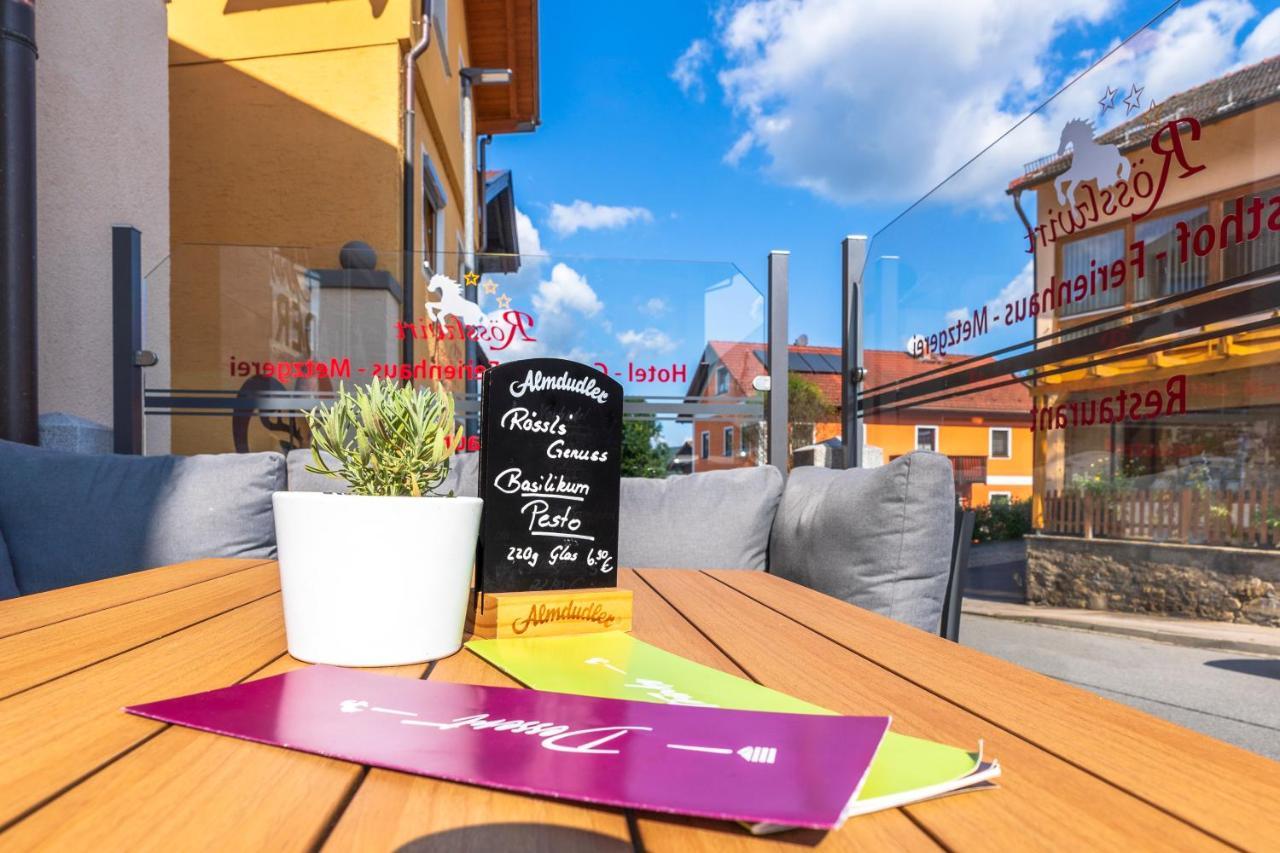 Wander und Aktiv Hotel Rösslwirt Lam Exteriör bild
