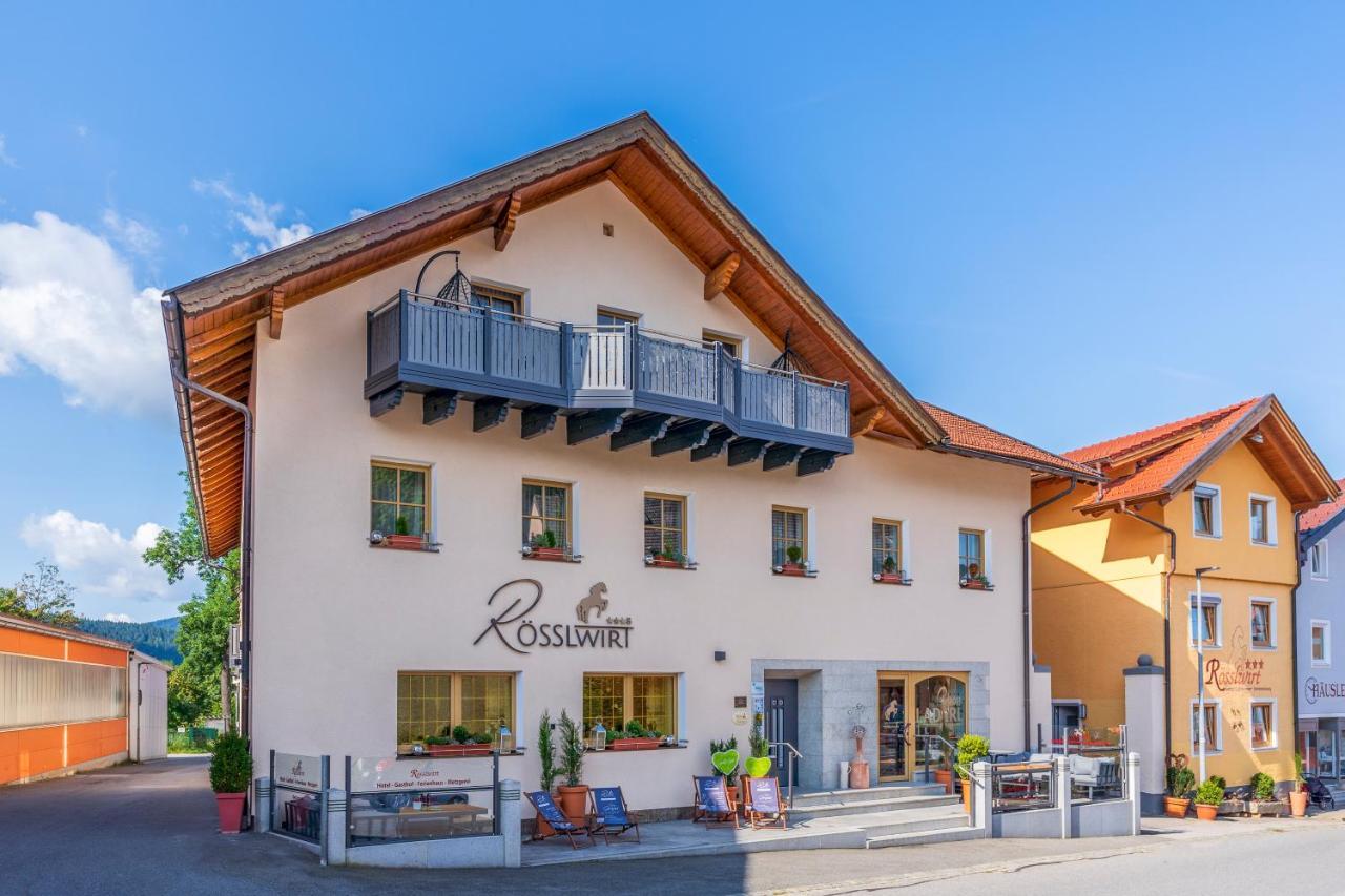 Wander und Aktiv Hotel Rösslwirt Lam Exteriör bild