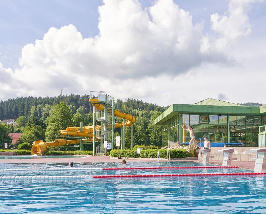 Wander und Aktiv Hotel Rösslwirt Lam Exteriör bild