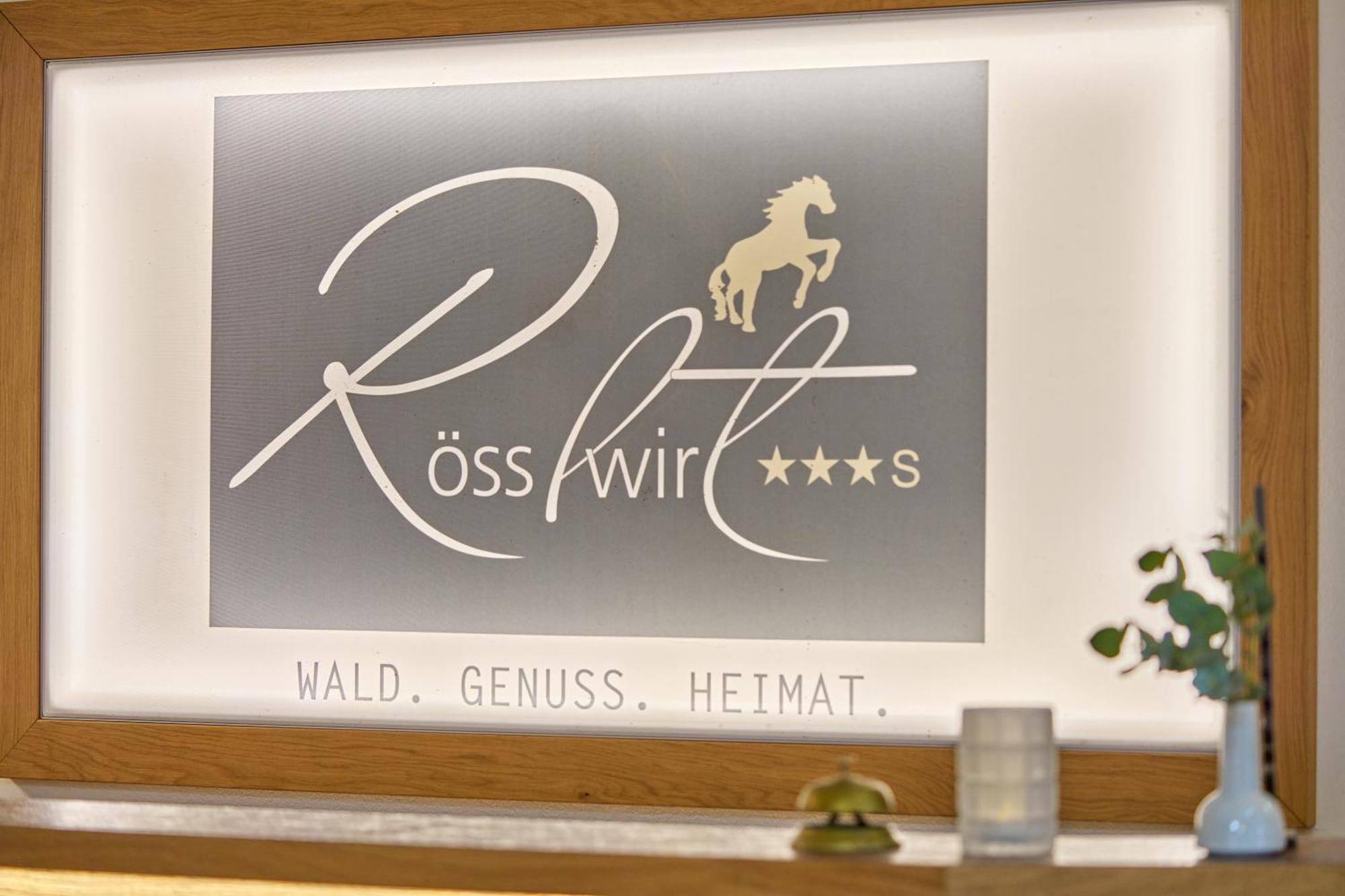 Wander und Aktiv Hotel Rösslwirt Lam Exteriör bild